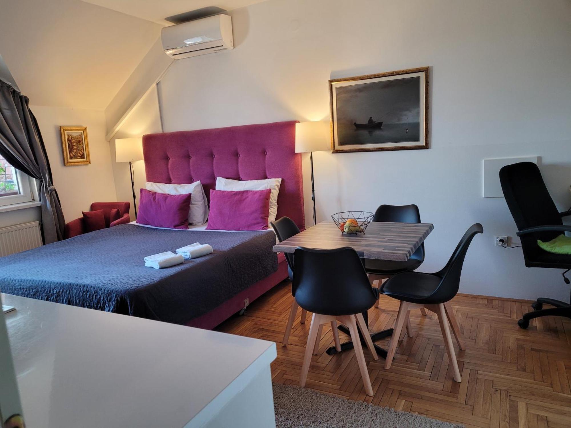 Apartmani Emerald Dream Novi Sad Esterno foto
