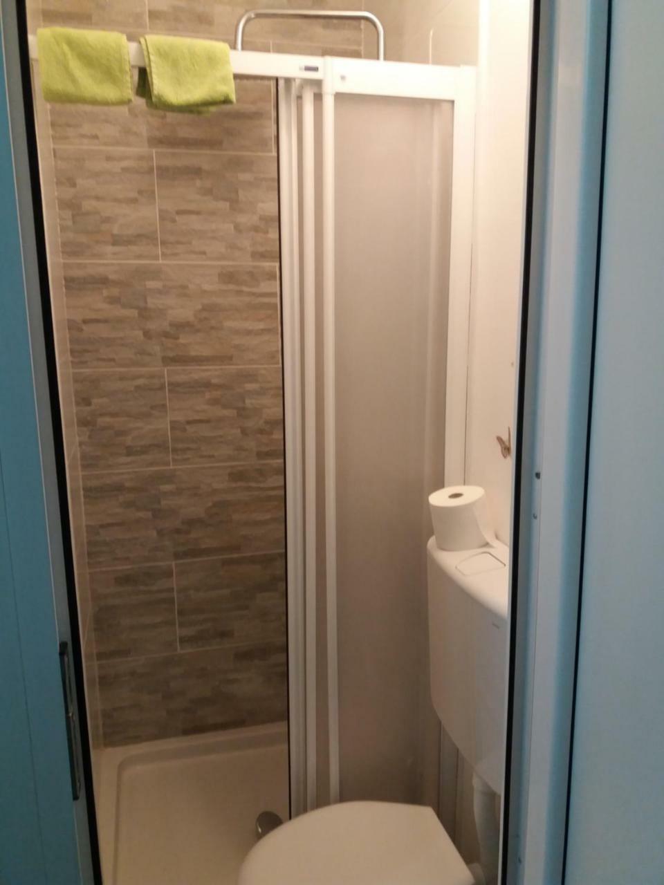 Apartmani Emerald Dream Novi Sad Esterno foto